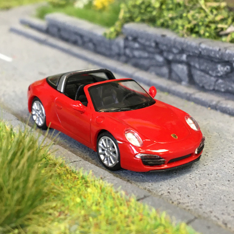 Porsche 911 (991) Targa, rouge, 2014 - Minichamps 870068041 - 1/87