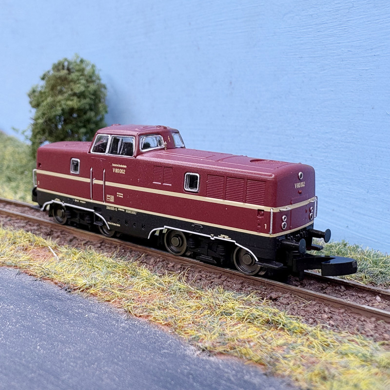 Locomotive diesel V 80 002, DB (musée de Nuremberg), Ep. III - MARKLIN 88801 - Z 1/220 Locomotive diesel V 80 002, DB (musée de Nuremberg), Ep. III - MARKLIN 88801 - Z 1/220