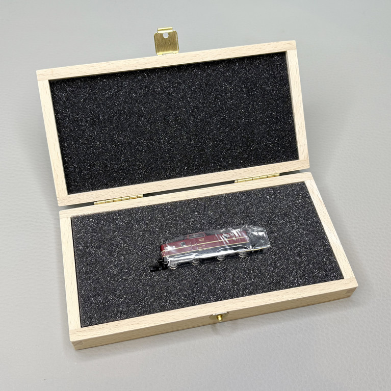 Locomotive diesel V 80 002, DB (musée de Nuremberg) - MARKLIN 88801 Locomotive diesel V 80 002, DB (musée de Nuremberg) - MARKLIN 88801