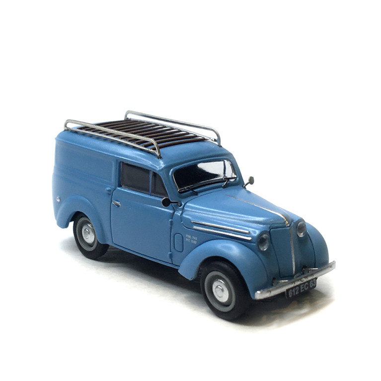 Renault Juvaquatre, tôlé bleu avec galerie, 1937 - Ree Modeles CB208 - HO 1/87