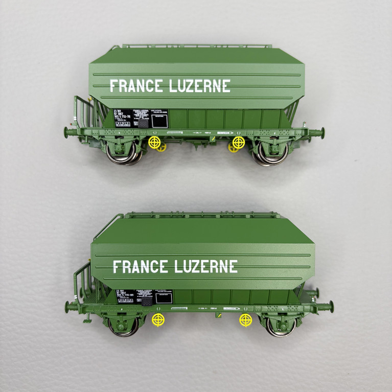 2 wagons céréaliers Frangeco B, "France Luzerne", SNCF - REE WB-902