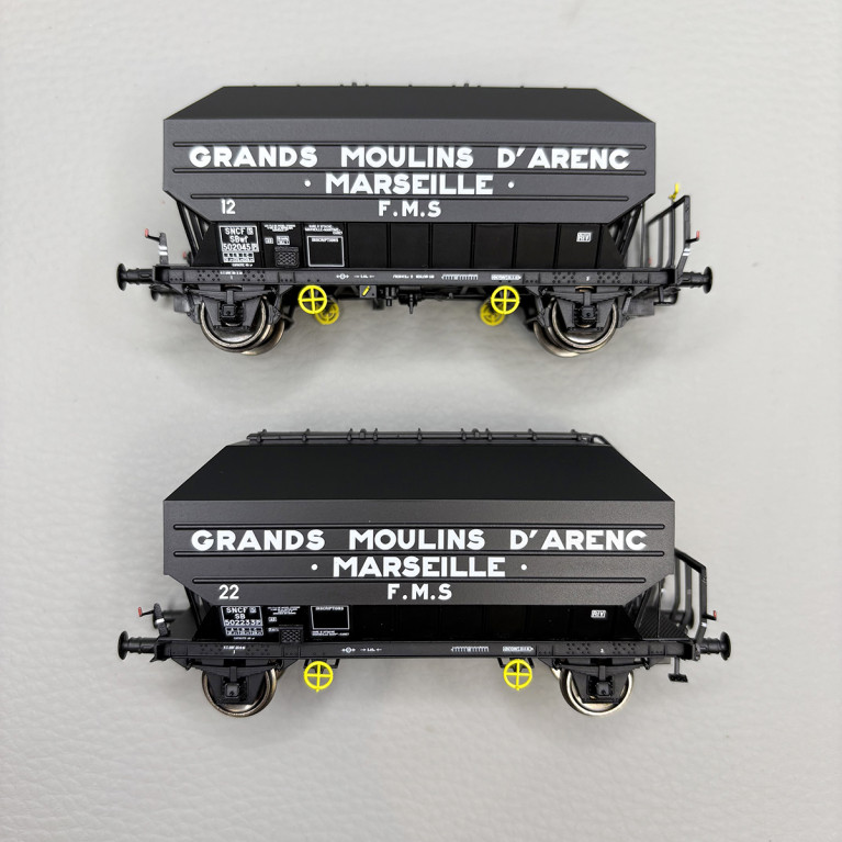 2 wagons céréaliers Frangeco B, "Grand Moulin d'Arenc Marseille", SNCF - REE WB-900