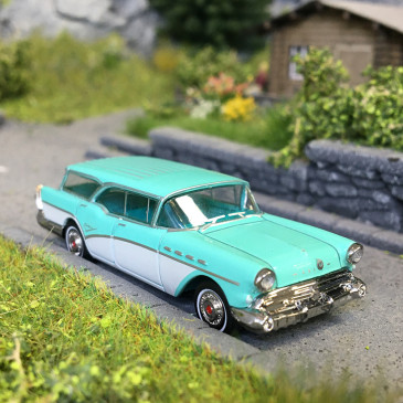 Buick Century caballero, turquoise et blanc, 1957 - BREKINA 18175 - HO 1/87