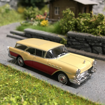 Buick Century caballero, beige et rouge, 1957 - BREKINA 18176 - HO 1/87