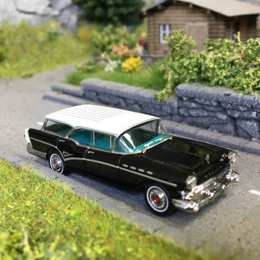 Buick Century caballero, noir et blanc, 1957 - BREKINA 18177 - HO 1/87