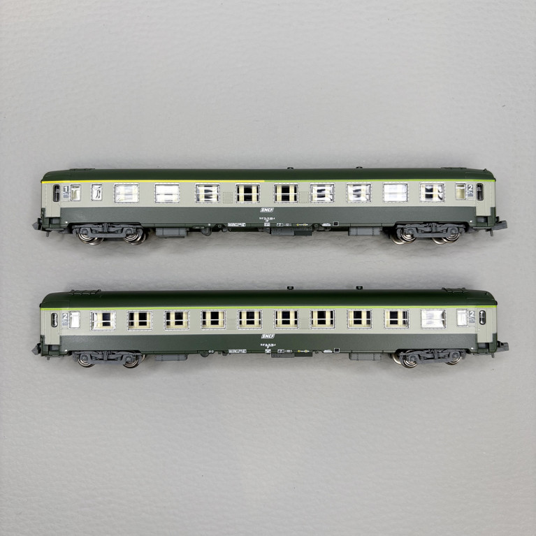 2 voitures UIC Y A4B5, mixte 1/2CL et B10 2CL, cartouche Corail, SNCF - REE NW-263