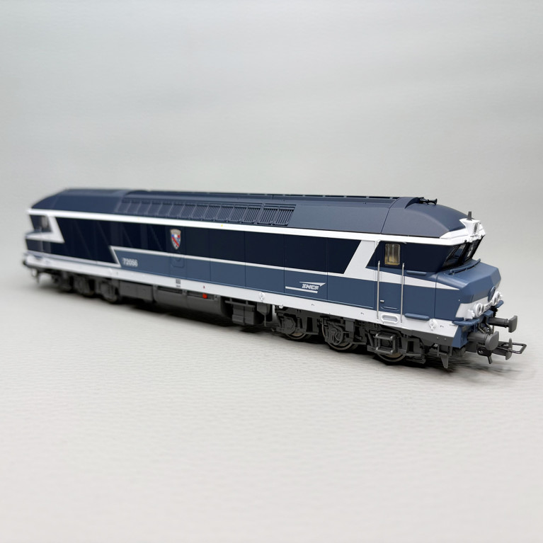 Locomotive diesel CC 72056, "La Bourboule", logo Casquette, SNCF - JOUEF HJ2621