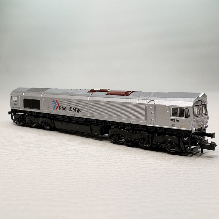Locomotive diesel Classe 66, DE670, RheinCargo  - KATO 17751-G