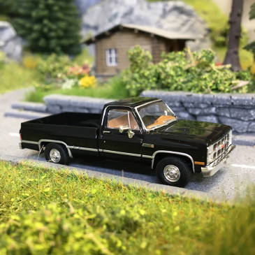 GMC C/K Sierra Grande, noir, 1981 - BREKINA 19663 - HO 1/87