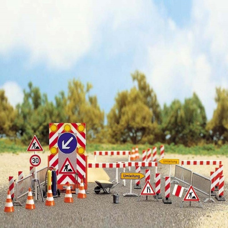 Busch 6027 Panneaux Autoroutiers Échelle HO 1:87 - Kit Signalisation Pour Diorama
