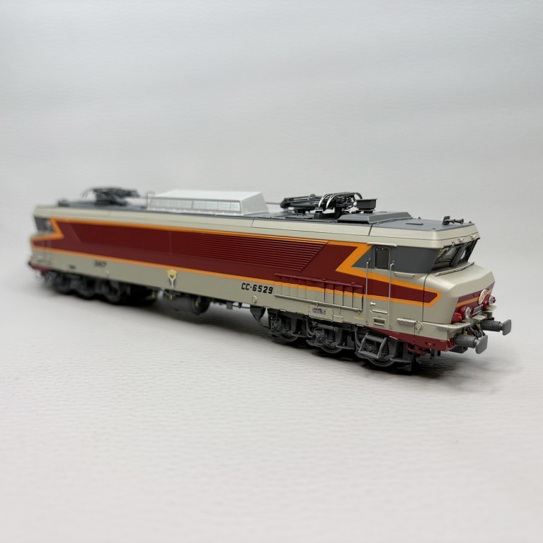 Grand confort "Aquitaine", CC 6529, SNCF - LSMODELS 11502 - HO 1/87