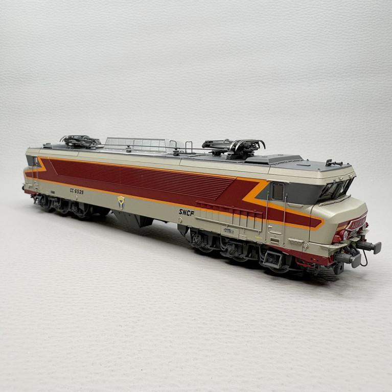 Grand confort "Aquitaine", CC 6529, SNCF - LSMODELS 11502S - HO 1/87