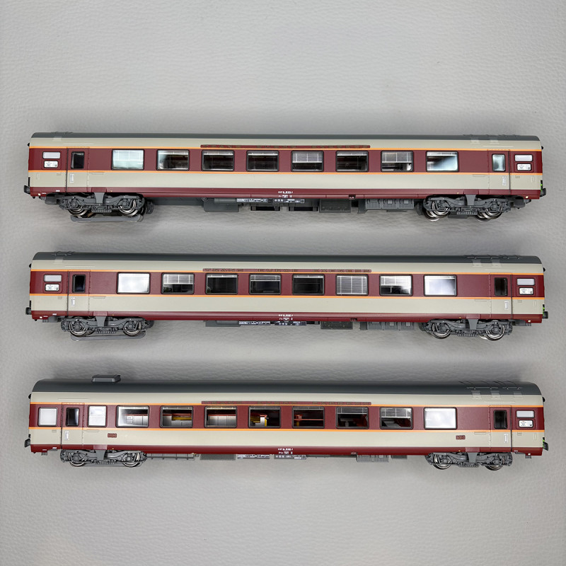 3 voitures grand confort "Aquitaine", SNCF - LSMODELS 40080AC- HO 1/87