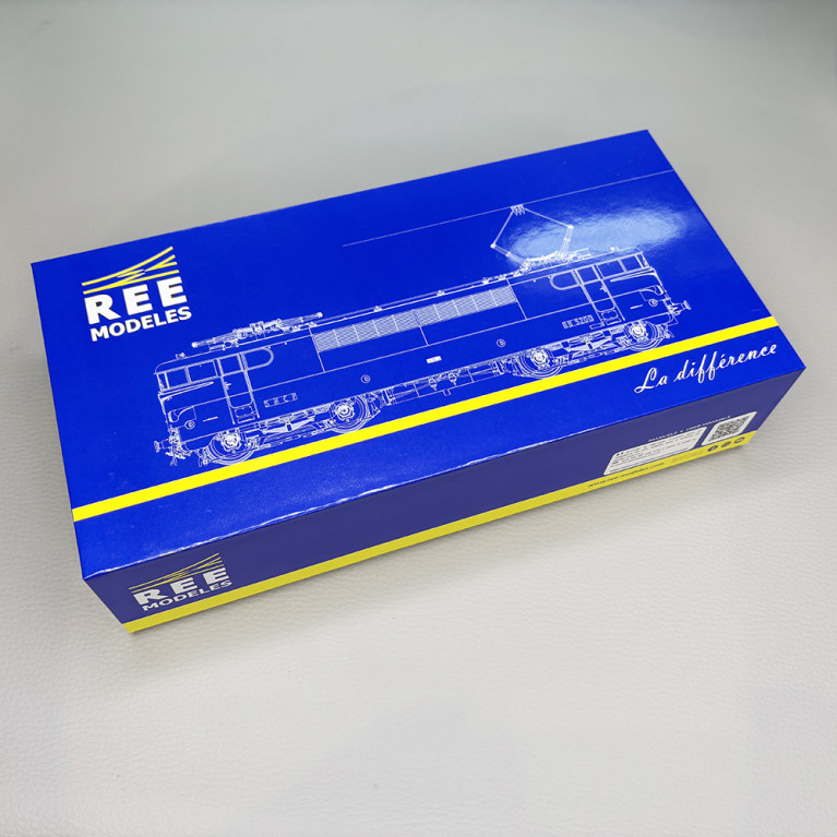 Locomotive électrique BB 9206, livrée béton, logo Beffara, Bordeaux, SNCF - REE MB-178