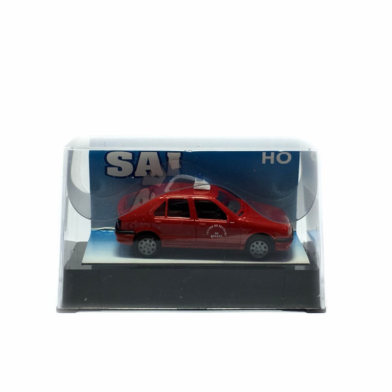 Renault 19 pompier centre de secours de Nogent-HO-1/87-AWM SAI 863.1