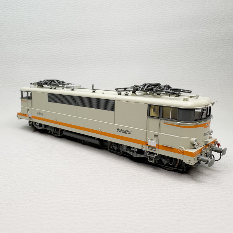 Locomotive électrique BB 9269, livrée béton, logo Nouille, Dijon-P, SNCF - REE MB-179