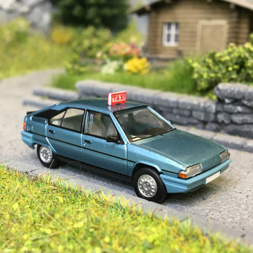 Citroën BX phase 1, TAXI bleu argenté, 1983 - SAI 6495 - HO 1/87
