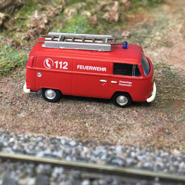 Volkswagen T2 des pompiers - LEMKE/MINIS LC3967 - N 1/160