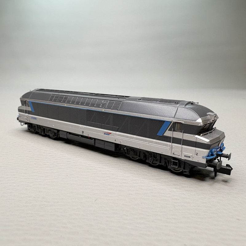 ARNOLD HN2653, Locomotive diesel CC 72006, "livrée Multiservice (Isabelle)", logo casquette, SNCF