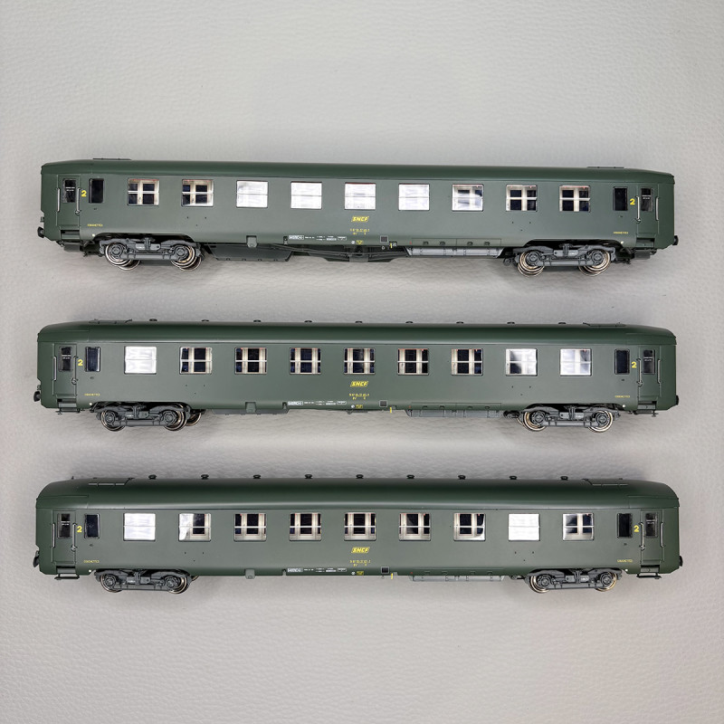 REE VB-405 - 3 voitures DEV AO couchettes, 2CL, B9C9, SNCF -
