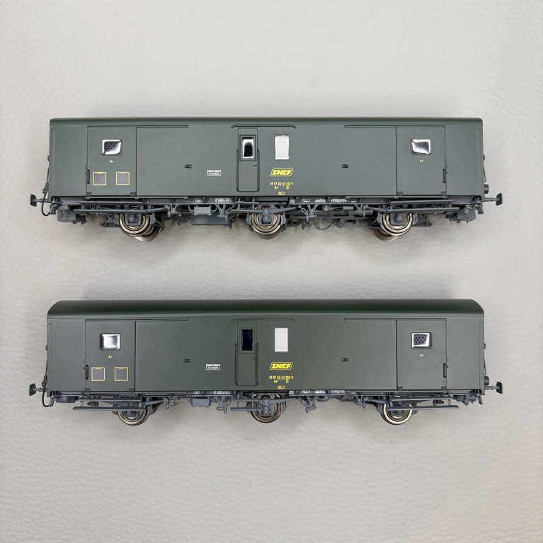LSMODELS MW108 - 2 fourgons Dd², marquage UIC, logo encadré jaune, feux de fin de convoi, SNCF