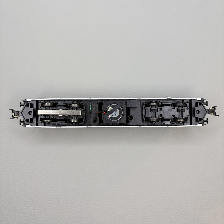 Locomotive électrique BR 185.2, version Noël 2025 - MARKLIN 36025
