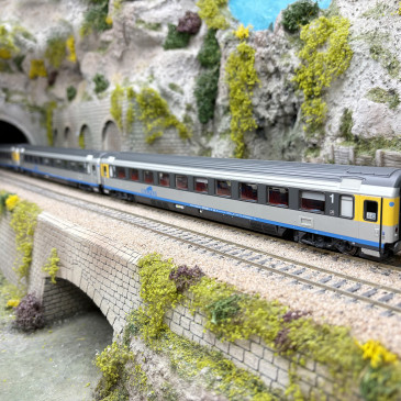Rame de 6 voitures Apm EC 1CL et Bpm EC 2CL "Cisalpino", SBB CFF FFS, Ep. V - LSMODELS 47400DC - HO 1/87