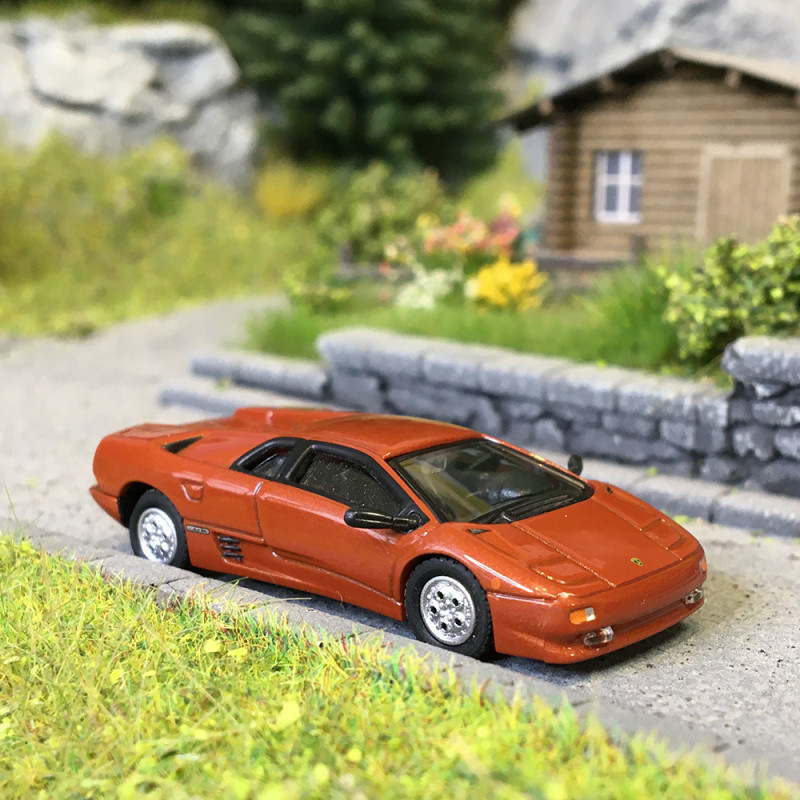 Lamborghini Diablo, cuivre métallisé, 1994 - Minichamps 870103224 - 1/87 Lamborghini Diablo, cuivre métallisé, 1994 - Minichamps 870103224 - 1/87
