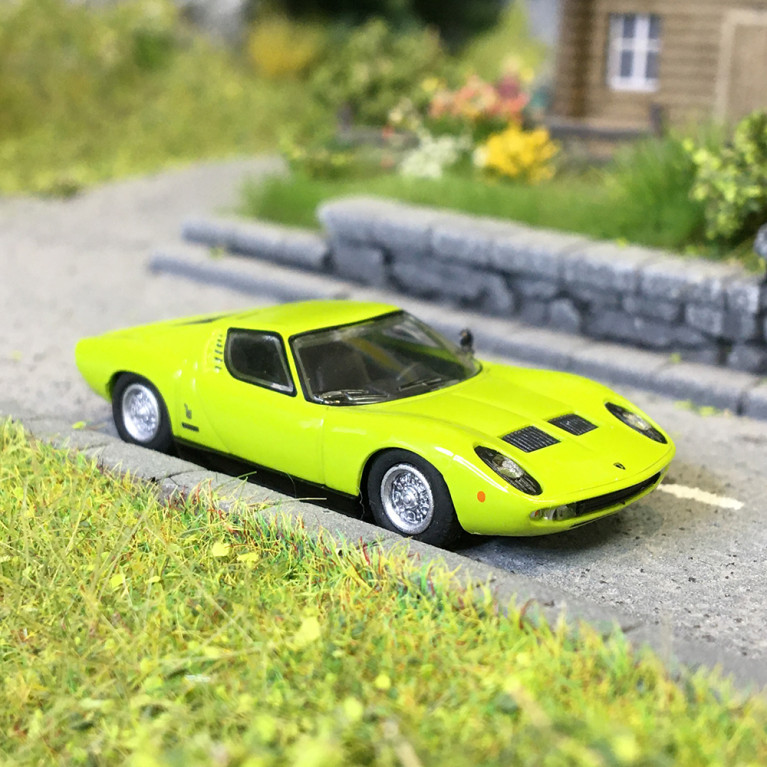 Lamborghini Miura, vert, 1966 - Minichamps 870103022 - 1/87 Lamborghini Miura, vert, 1966 - Minichamps 870103022 - 1/87