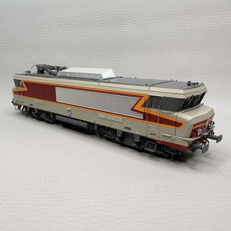 Lsmodels 10480S: Locomotive électrique BB 15028, livrée Arzens, béton, Strasbourg, SNCF
