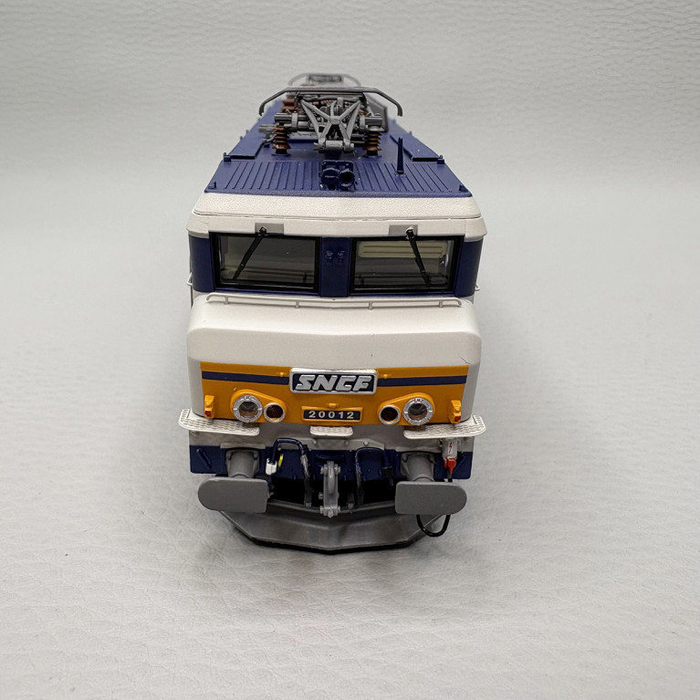 Locomotive électrique BB 20012, TEN / Chamois 432, Strasbourg, SNCF - LSMODELS 11198 Locomotive électrique BB 20012, TEN / Chamois 432, Strasbourg, SNCF - LSMODELS 11198
