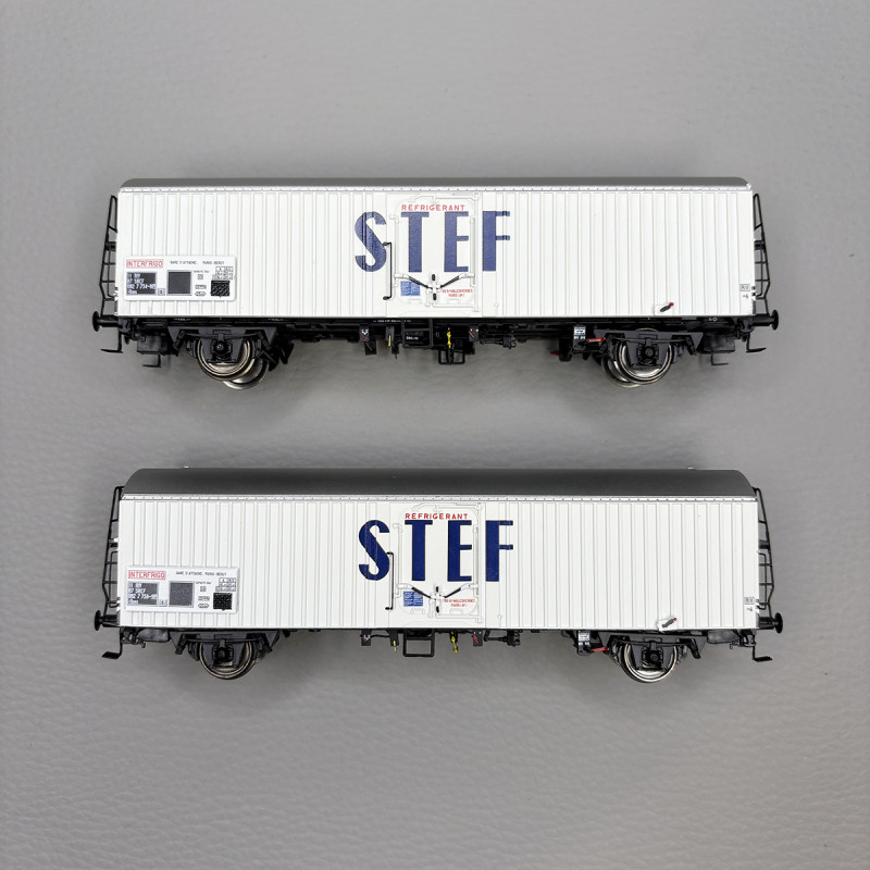 LSMODELS 30236 - 2 wagons frigorifiques type Ibes, logo STEF bleu, marquage UIC, SNCF LSMODELS 30236 - 2 wagons frigorifiques type Ibes, logo STEF bleu, marquage UIC, SNCF