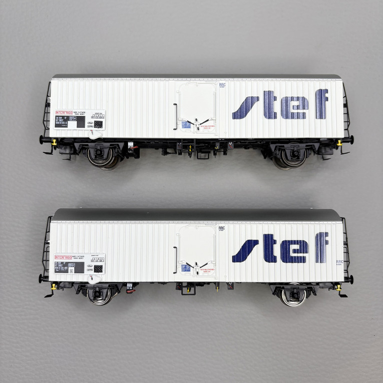 LSMODELS 30237 - 2 wagons frigorifiques type Ibes, logo STEF moderne, marquage UIC, SNCF LSMODELS 30237 - 2 wagons frigorifiques type Ibes, logo STEF moderne, marquage UIC, SNCF