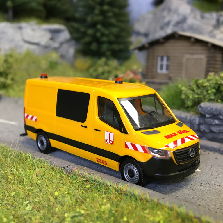 Mercedes-Benz Sprinter à toit plat, Max Bogl, 2018  - HERPA 098663 - HO 1/87