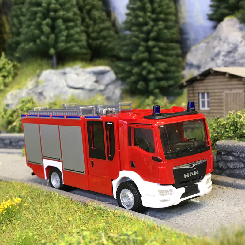 Camion De Pompiers Modèle Réduit 1:32 Avec 2 Jeeps Willys M38 A1 1971 - Jouet Collection Occasion