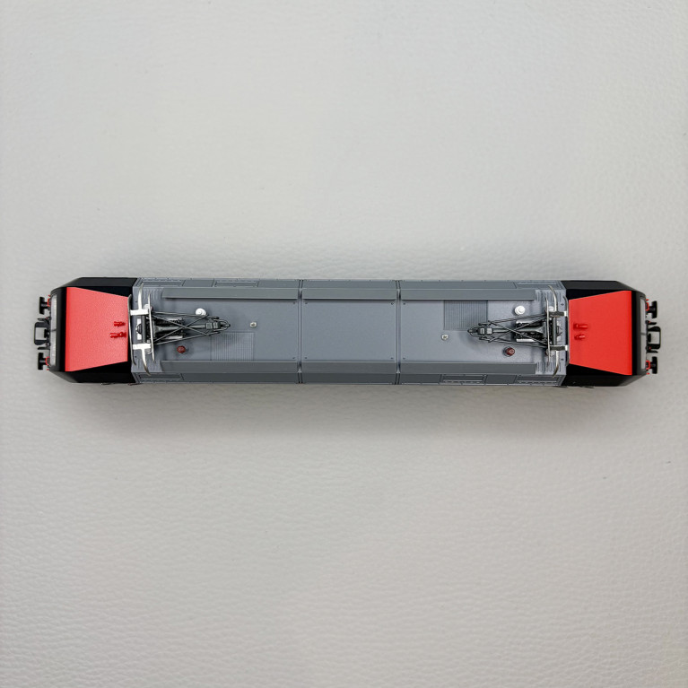 Locomotive électrique BR 101 127-9, "100 ans de la BR 01", DB - TRIX 25479 Locomotive électrique BR 101 127-9, "100 ans de la BR 01", DB - TRIX 25479