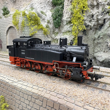Locomotive à vapeur BR 92 739, "Dampflok-Erlebniswelt", DB, Ep. III à VI, digital son - TRIX 22993 - HO 1/87