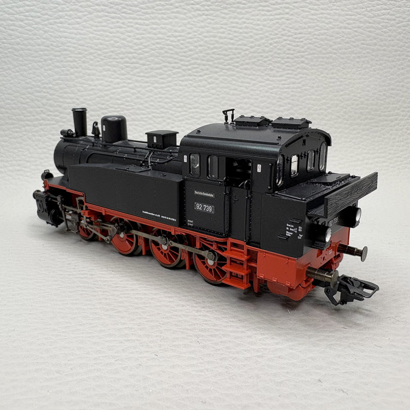 Locomotive à vapeur BR 92 739, "Dampflok-Erlebniswelt", DB - TRIX 22993 Locomotive à vapeur BR 92 739, "Dampflok-Erlebniswelt", DB - TRIX 22993