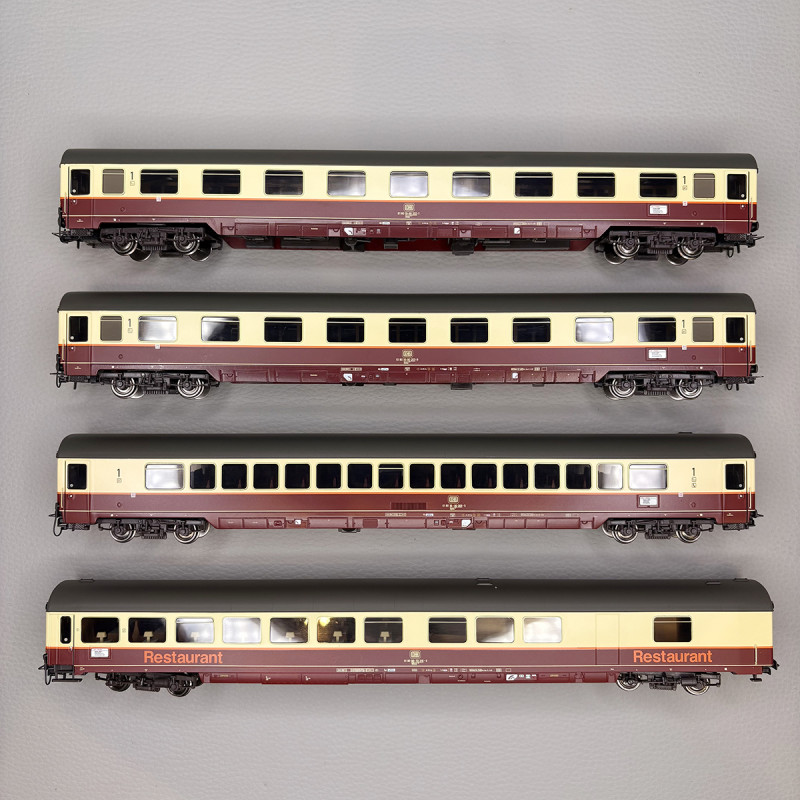 4 voitures TEE "Rheingold 1983", Restaurant, WRmh, Apmz et 2 x Avmz, DB - RIVAROSSI HR4346 4 voitures TEE "Rheingold 1983", Restaurant, WRmh, Apmz et 2 x Avmz, DB - RIVAROSSI HR4346