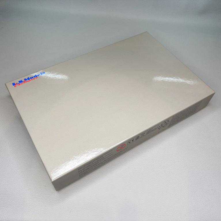 LSMODELS 40365 - 3 voitures type Corail, VSE A9u et 2 x Vtu B10tu, logo encadré, SNCF LSMODELS 40365 - 3 voitures type Corail, VSE A9u et 2 x Vtu B10tu, logo encadré, SNCF