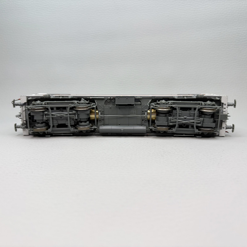 Locomotive électrique BB 16053, livrée Corail, La Chapelle, SNCF - REE MB-180S