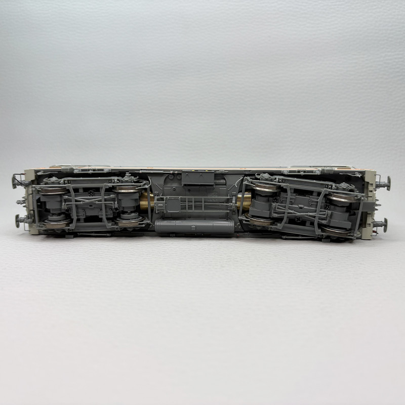 Locomotive électrique BB 16007, livrée Béton, logo Nouille, La Chapelle, SNCF - REE MB-181S