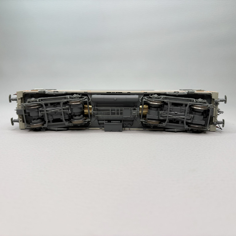 Locomotive électrique BB 9269, livrée béton, logo Nouille, Dijon-P, SNCF - REE MB-179S