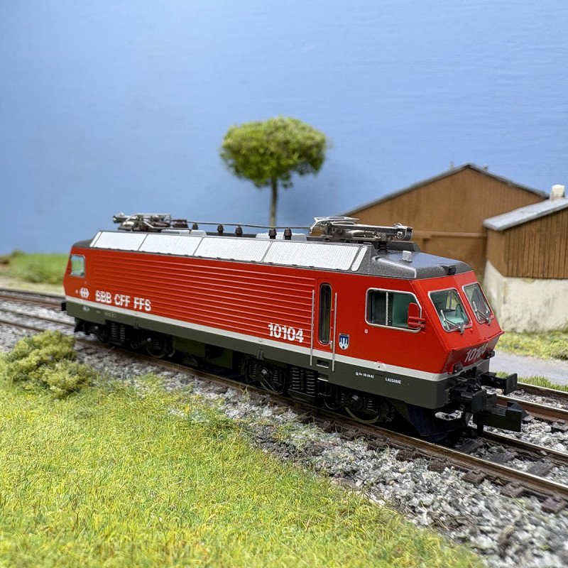 Locomotive électrique Re 4/4 IV, 10104, SBB, Ep. V et VI - HOBBYTRAIN H28405 - N 1/160