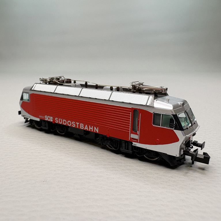 Locomotive électrique Re 446 015, "SÜDOSTBAHN" SOB - HOBBYTRAIN H28406S
