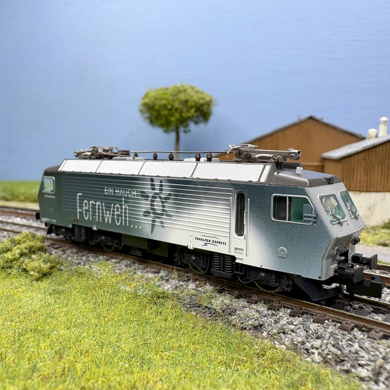 Locomotive électrique Re 446 017, "Fernweh", SOB, Ep. VI,digital son - HOBBYTRAIN H28408S - N 1/160