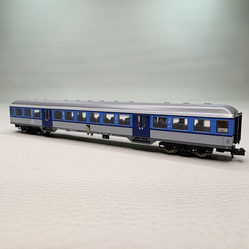 Voiture de banlieu type Bnrdz 451, 2 CL, SVG - MINITRIX 18553