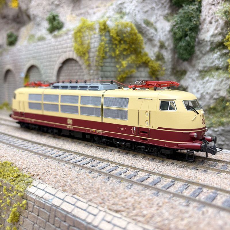 Locomotive électrique BR 103 113-7, Musée DB de Coblence, DB, Ep. VI, digital son - ROCO 7510134 - HO 1/87