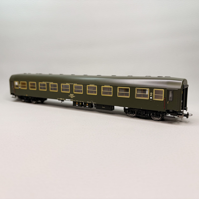 Voiture couchettes de type 110A, Bcwxz, 2CL, PKP - PIKO 97187