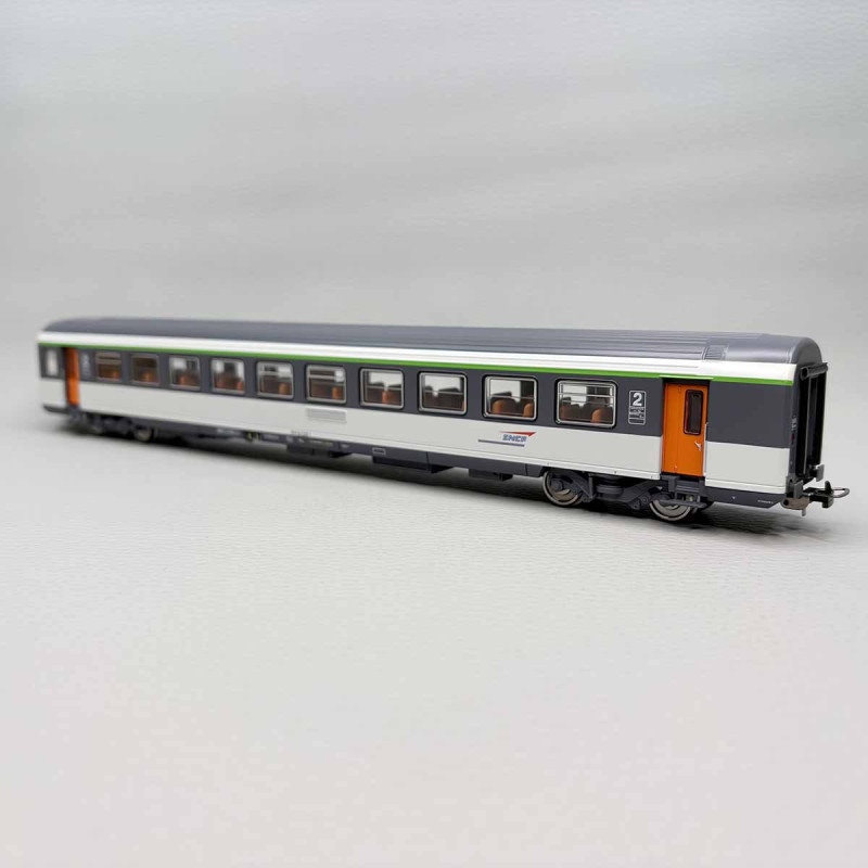 PIKO 97139 - Voiture voyageur, B11tu, 2CL, livrée Corail, logo Casquette, SNCF